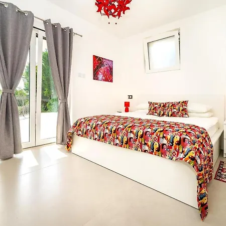 Lux Vero Apartment *